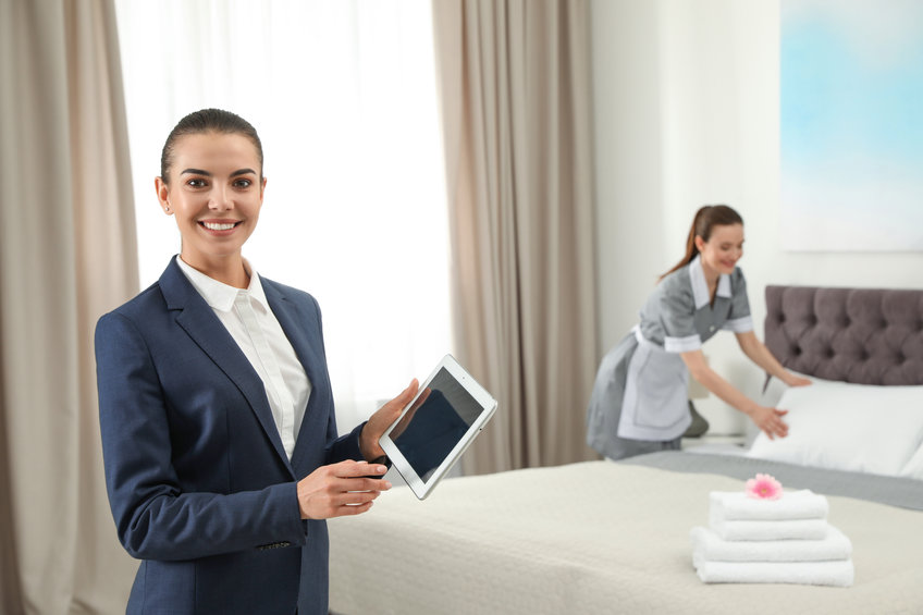 Tips and Secrets On How Luxury Hotels Manage Their Staff